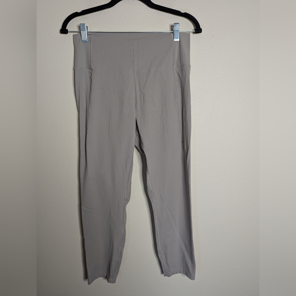 Avia Women's Beige Leggings Size L